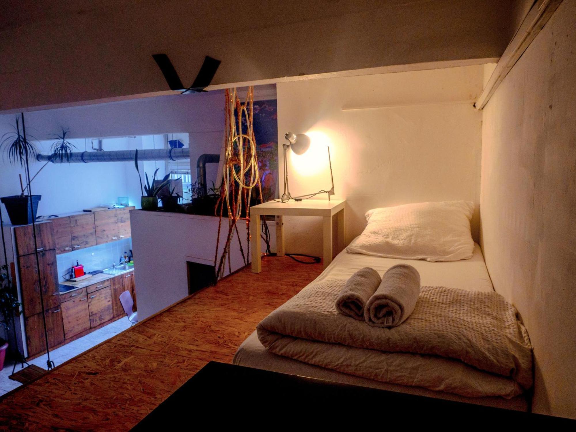 Einzigartiges 140Qm Loft - Party Ist Erlaubt! Apartamento Berlim Exterior foto